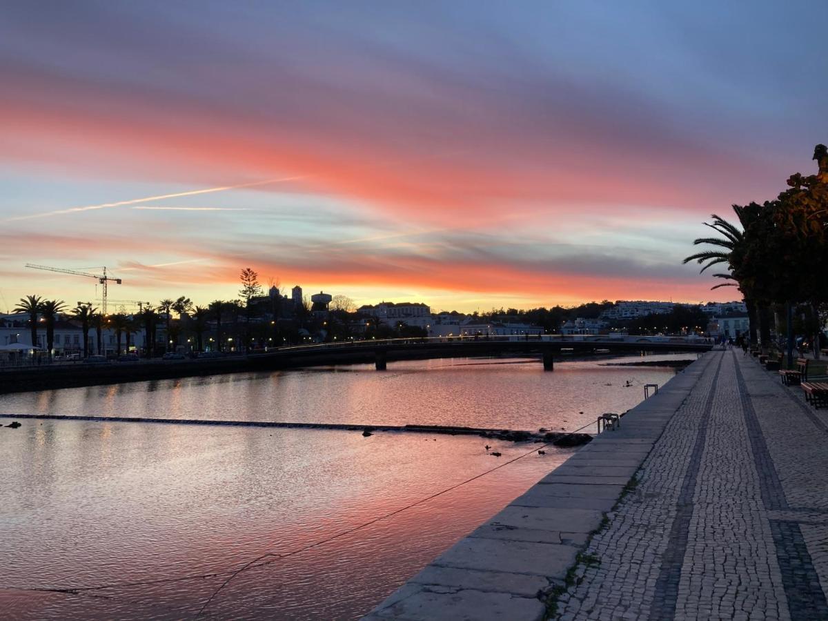 Beautiful 3-Bed House In Tavira In The City Center Vila Exterior foto